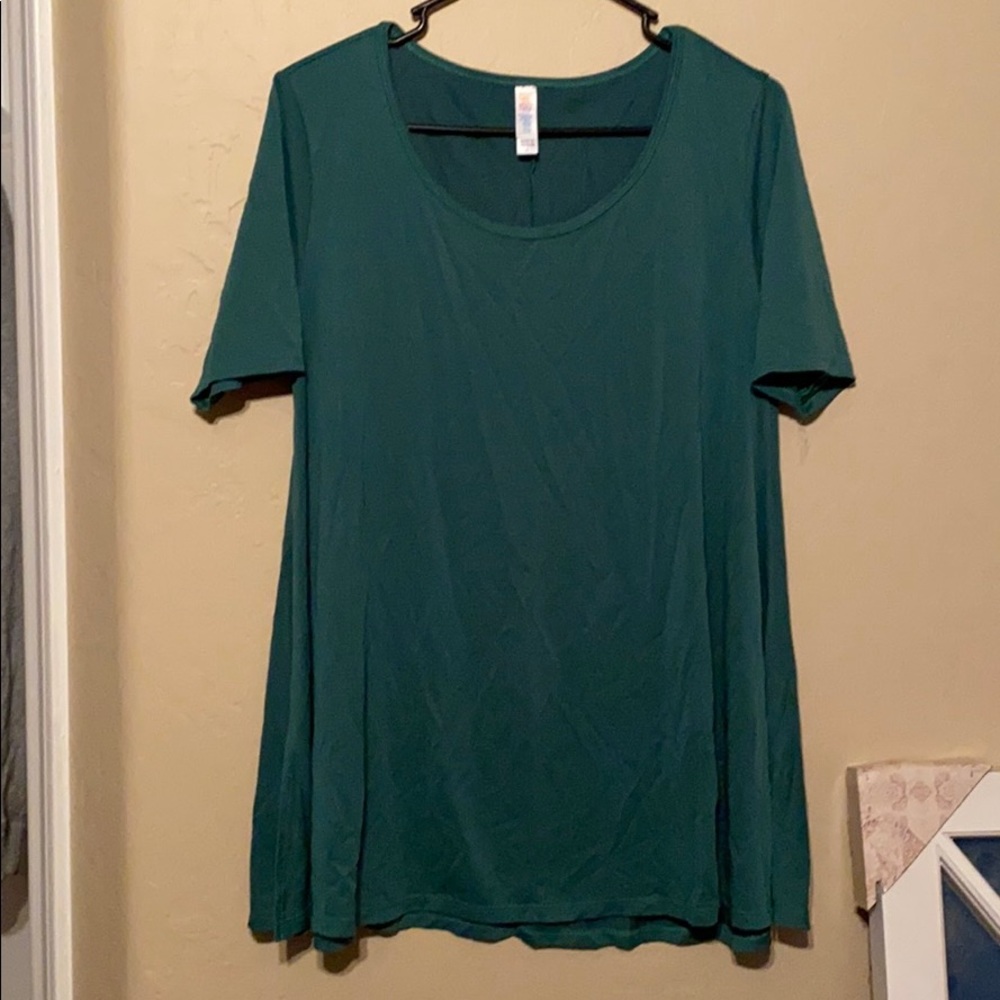 LuLaRoe top